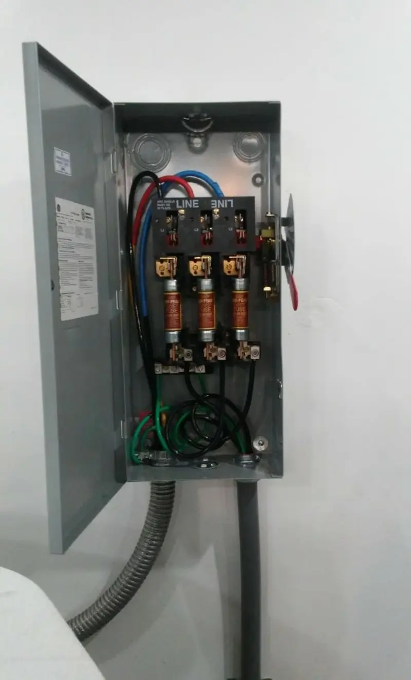 Three-phase disconnect switch installed for Electrical Wiring & Rewiring in Meraux